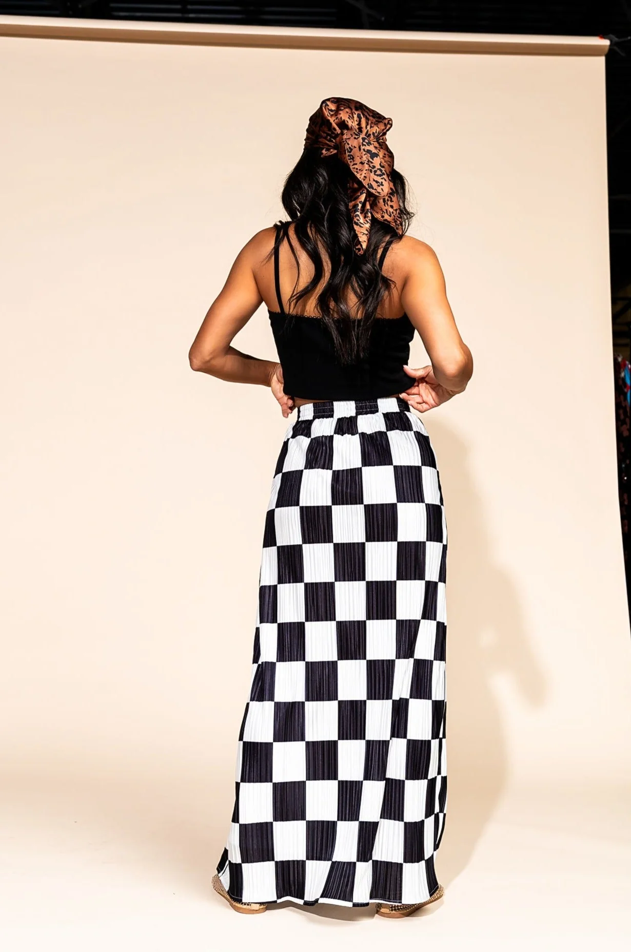 LOML Bow Tank in Black - Image 8